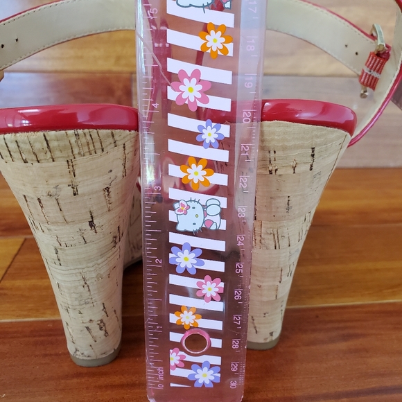 Nine West Red Patent Wedge 5.5 - Picture 14 of 15